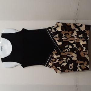 Clari.e. Black & Camouflage Boho Tank Style Dress With Zipper Detail. Size 8